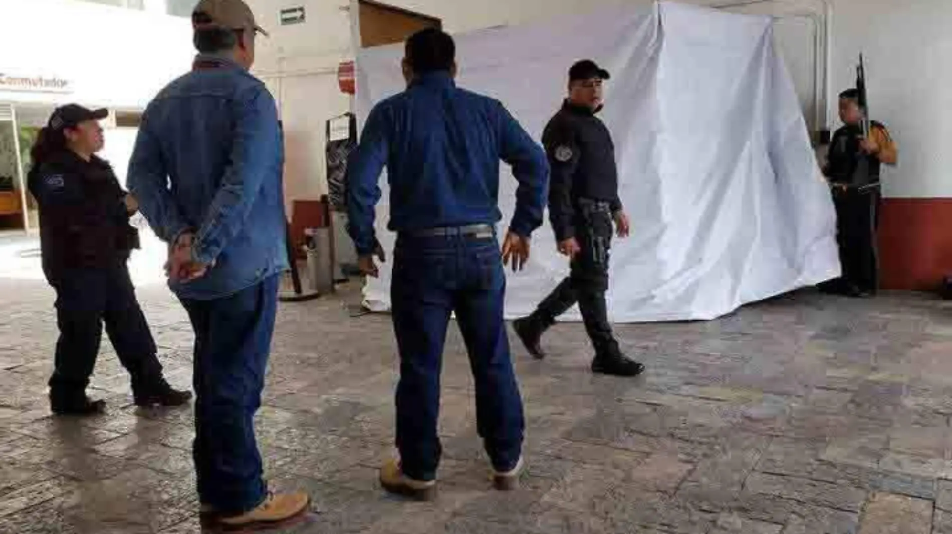 011 Roban 2 cajeros automáticos del palacio municipal de Tultitlán